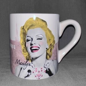 Vintage Oversized Marilyn Monroe Mug